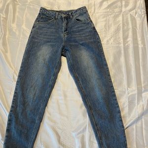 Mom Jeans size 0/2